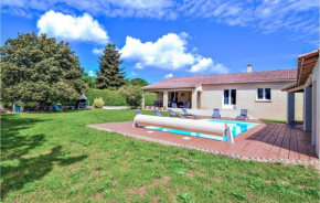 Amazing home in Saint Laurent la Vernede with Outdoor swimming pool, WiFi and 4 Bedrooms